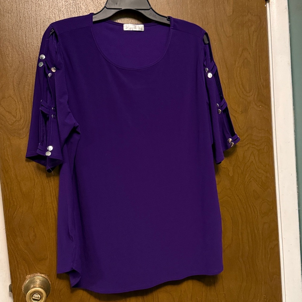 89th & Madison Cold Shoulder Purple Top Size 1X